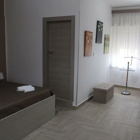 La Traversa Guest house *